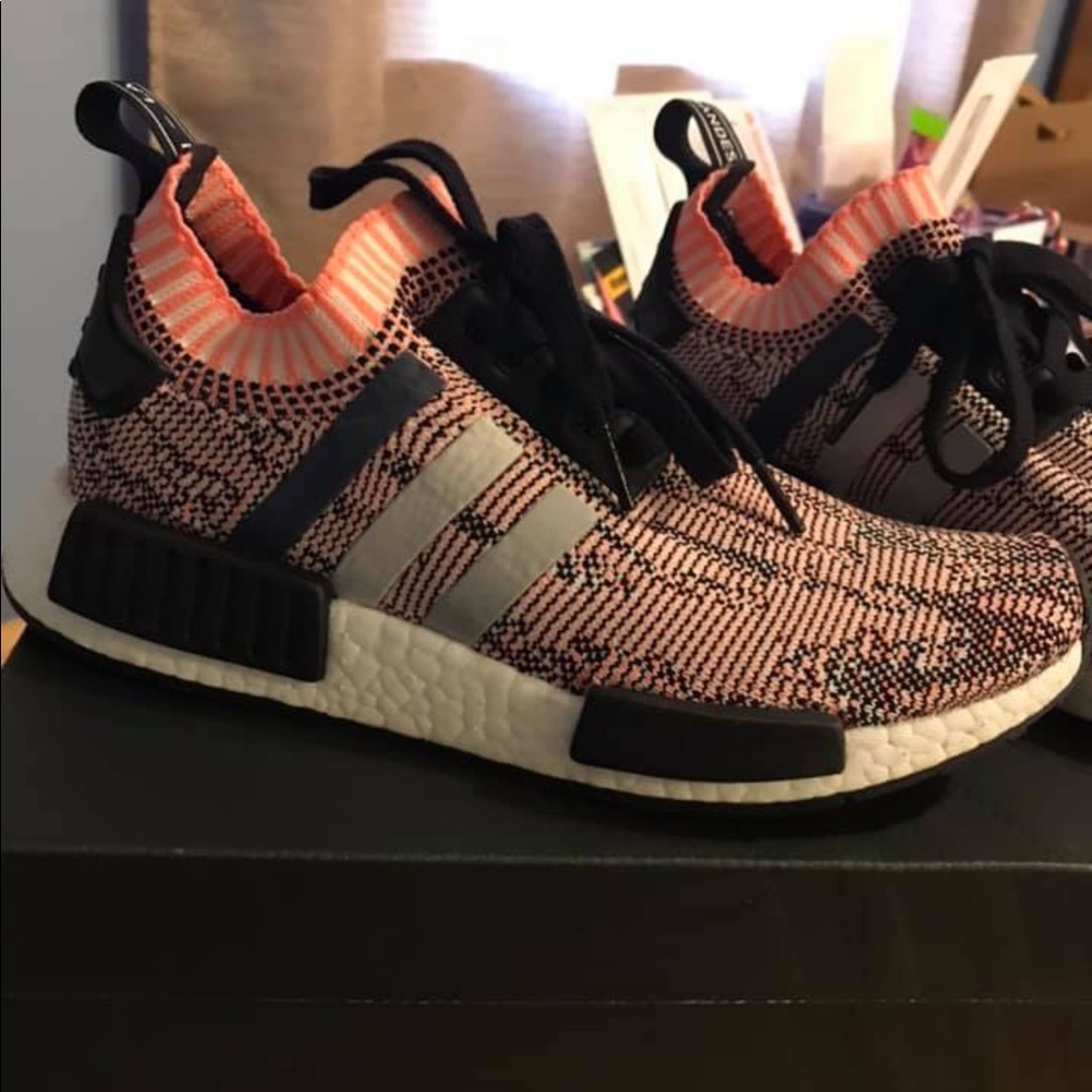 Nmd R1 - Picture 1 of 3